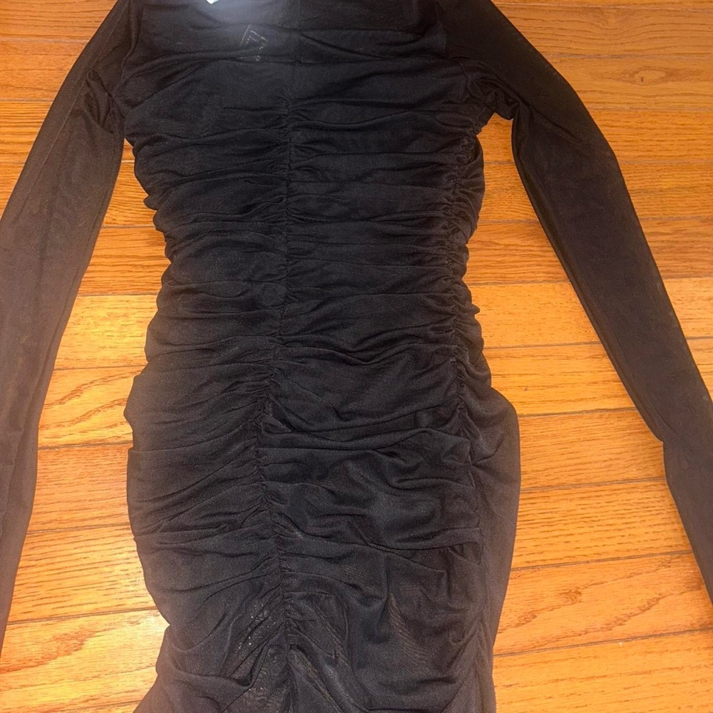 Forever 21 Black Long Sleeve Ruched Dress